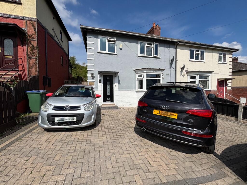 Main image of property: Wallace Road, B69