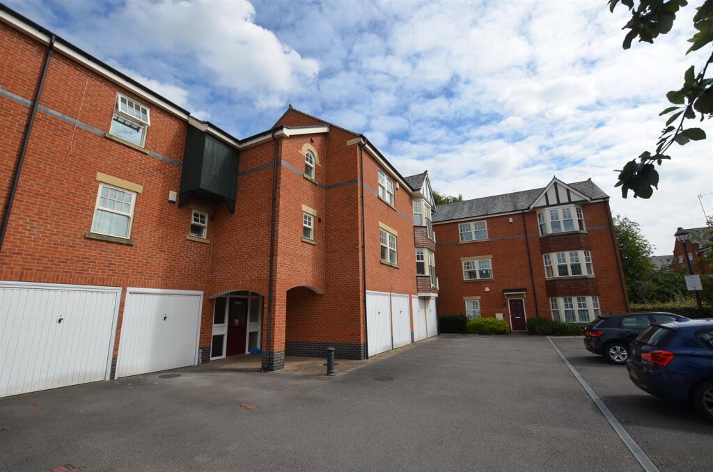 Main image of property: Roman Road, Chester Green, Derby