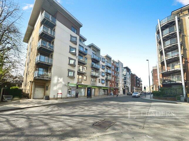 Main image of property: High Street, Southampton, SO14