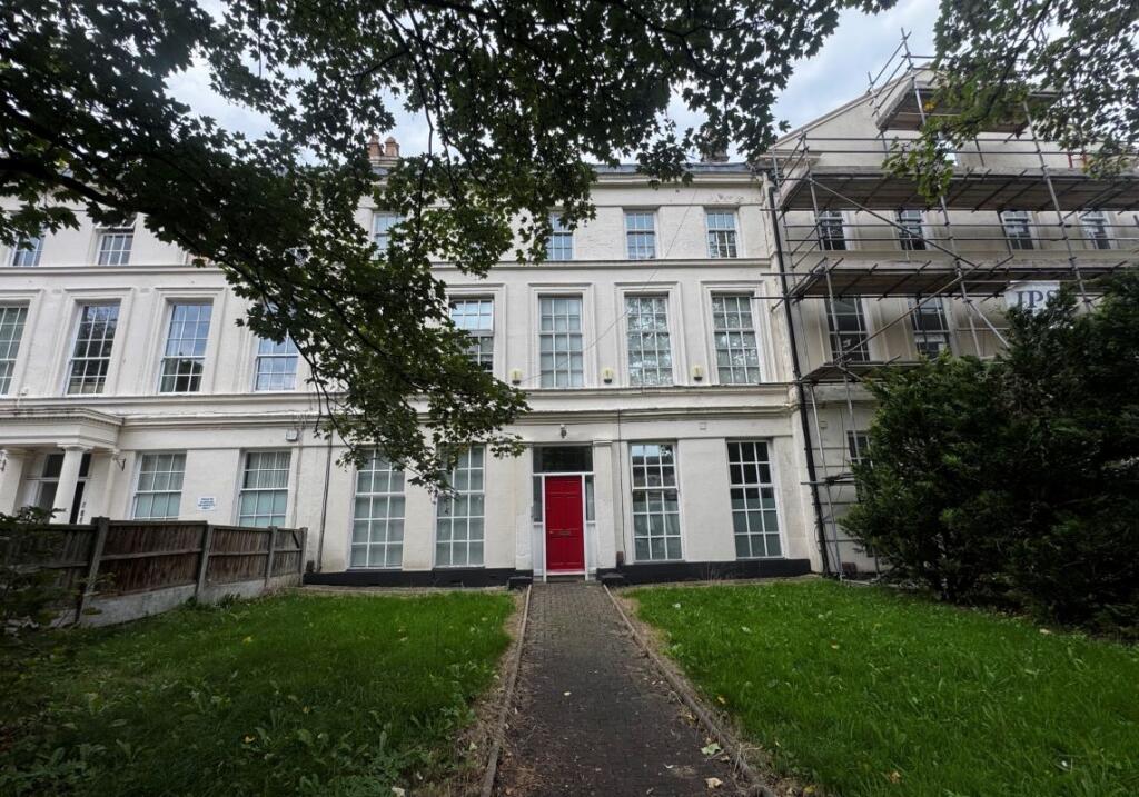 Main image of property: Flats 1- 4, 27 Parkfield Road, Liverpool, Liverpool, L17 8UG