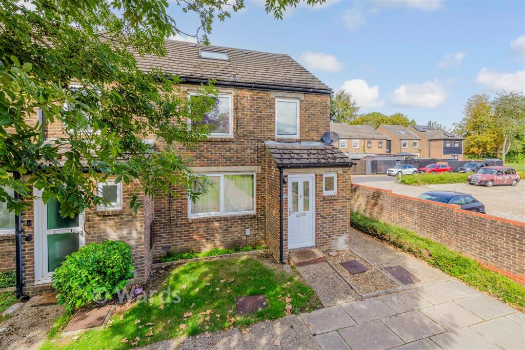 Main image of property: Bazes Shaw, New Ash Green, Longfield, Kent