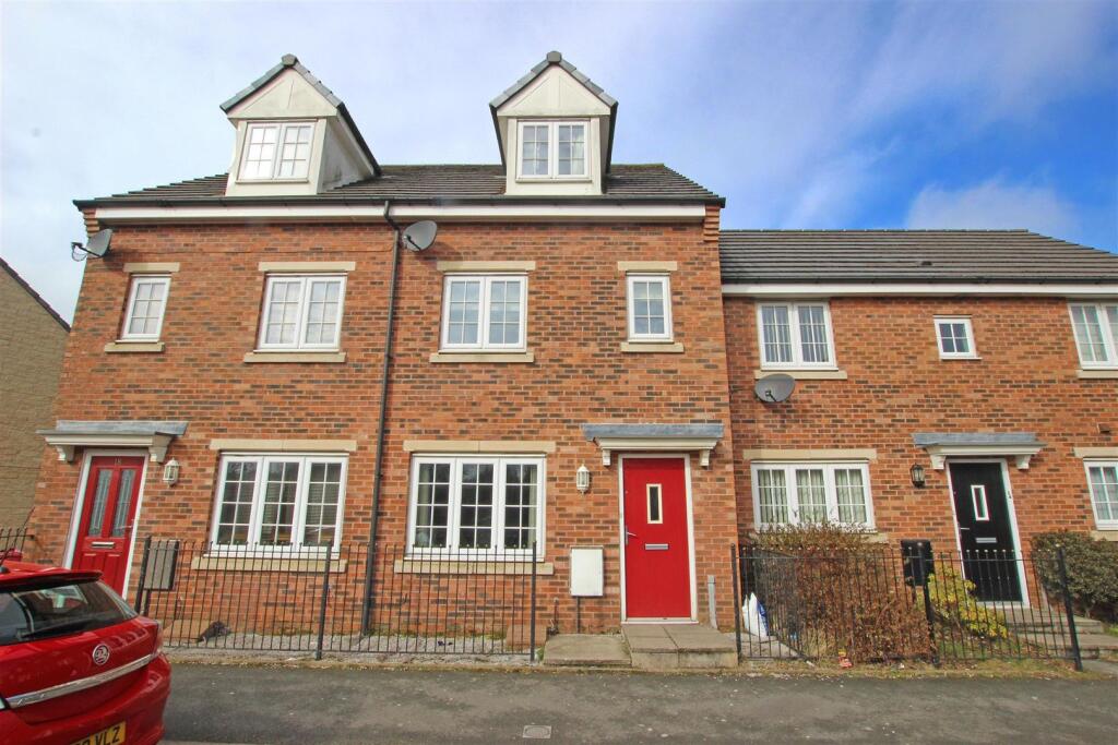 Main image of property: Gifford Way, Darwen, BB3 3BF