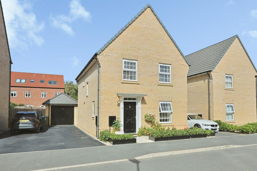 Main image of property: Elham Road, Rackheath, Norwich