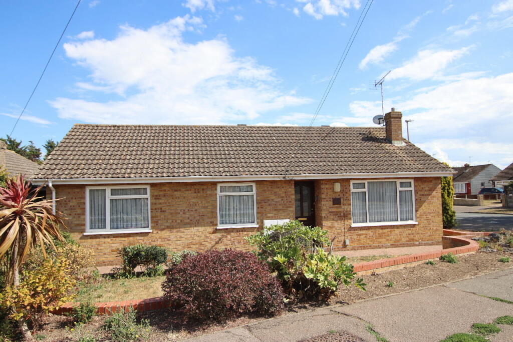 Main image of property: Thorpe Road, Clacton on Sea, CO15