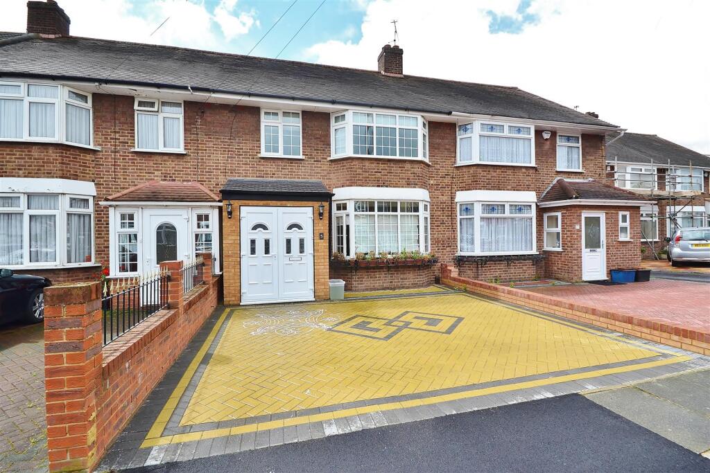 Main image of property: Sandringham Close, Barkingside