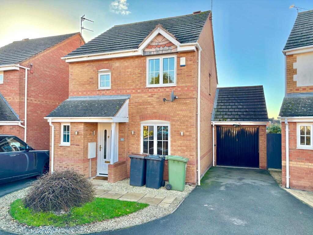 Main image of property: Upton Drive, Nuneaton, CV11