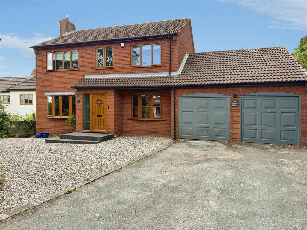 Main image of property: Nethergate, Westwoodside, Doncaster