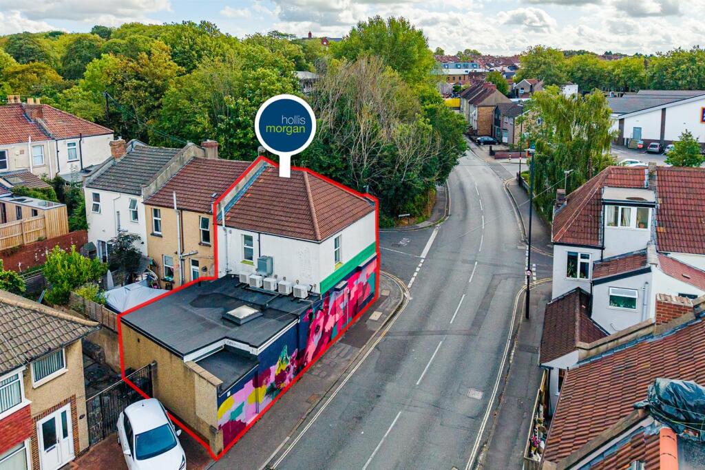 Main image of property: DEVELOPMENT / INVESTMENT | BS5