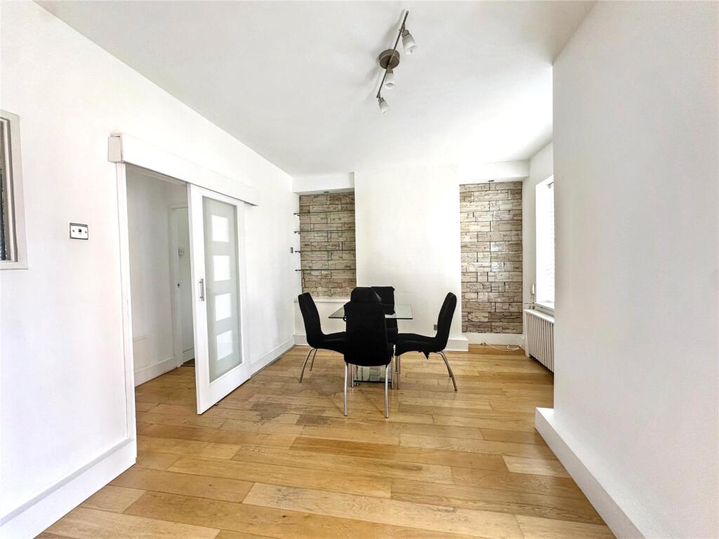 Main image of property: Flat 8 Bonner House, Aubyn Square, London, SW15