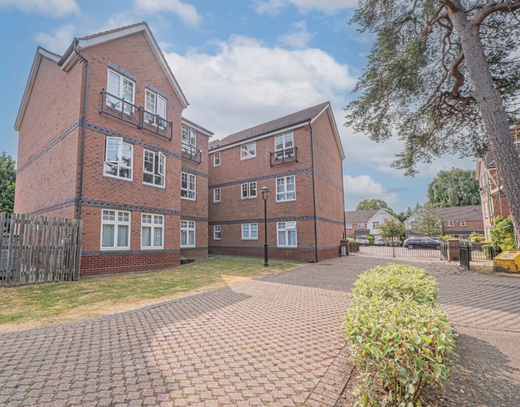 Main image of property: Thorpe Court, Solihull, B91