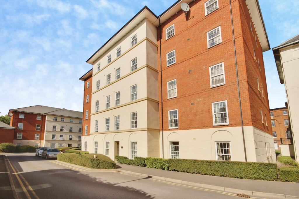 Main image of property: Harescombe Drive, GRH (Gloucestershire Royal Hospital), Gloucester, GL1