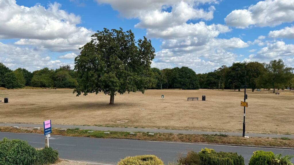 Main image of property: Gold Hill West, Chalfont St Peter, SL9