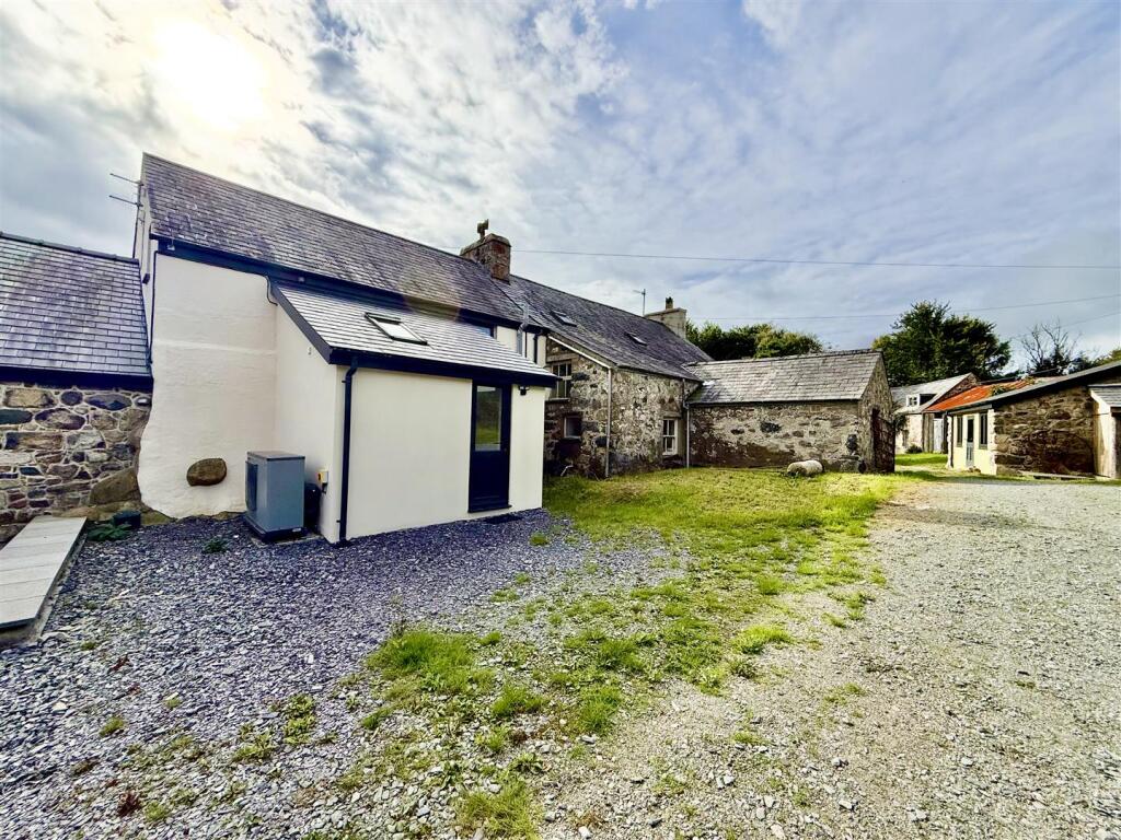 Main image of property: Rhydyclafdy, Pwllheli