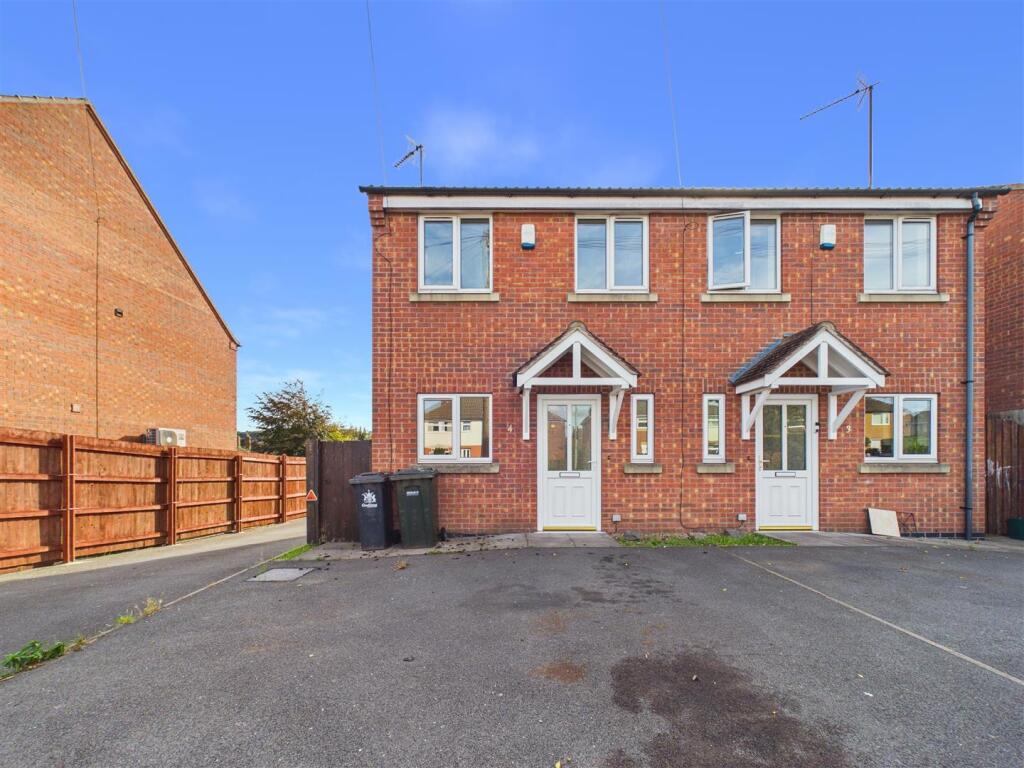 Main image of property: Cherry Tree Close, Calverton, Nottingham
