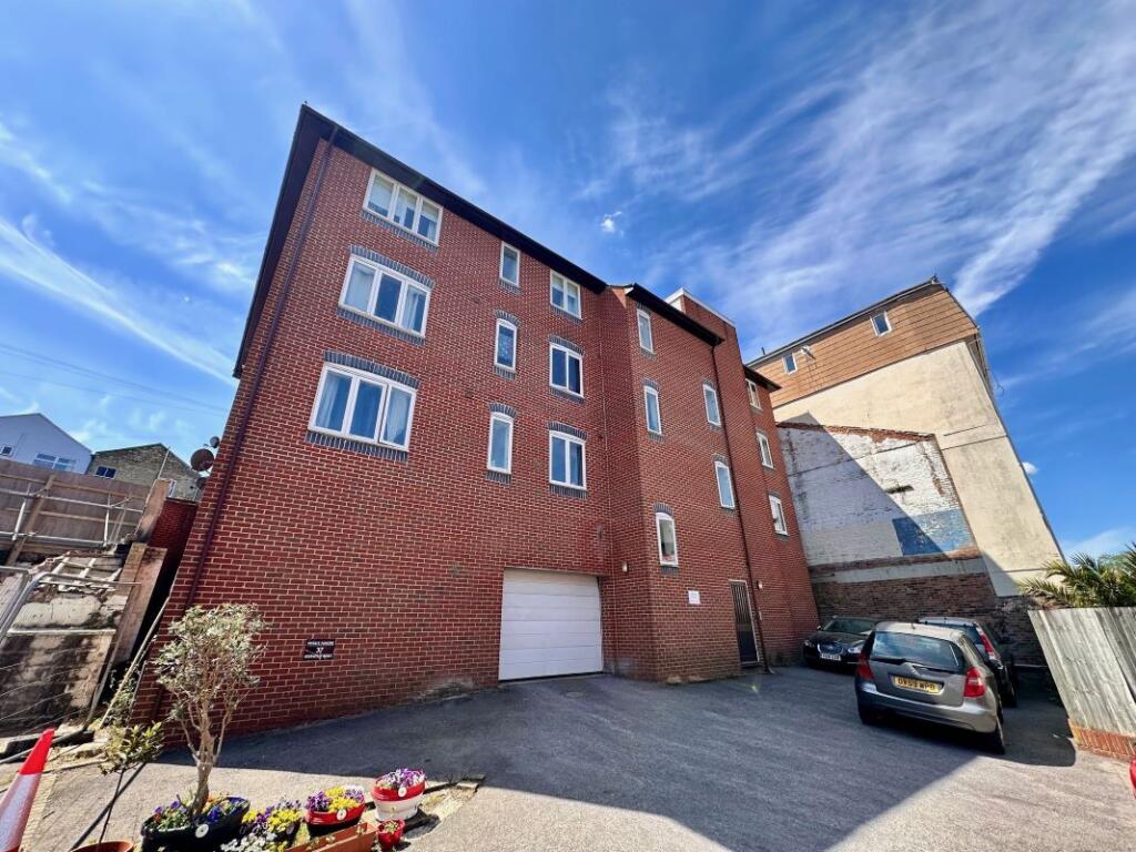 Main image of property: Flat 2 Anglia Court, 35 Norwich Road, Bournemouth, Dorset, BH2 5QZ