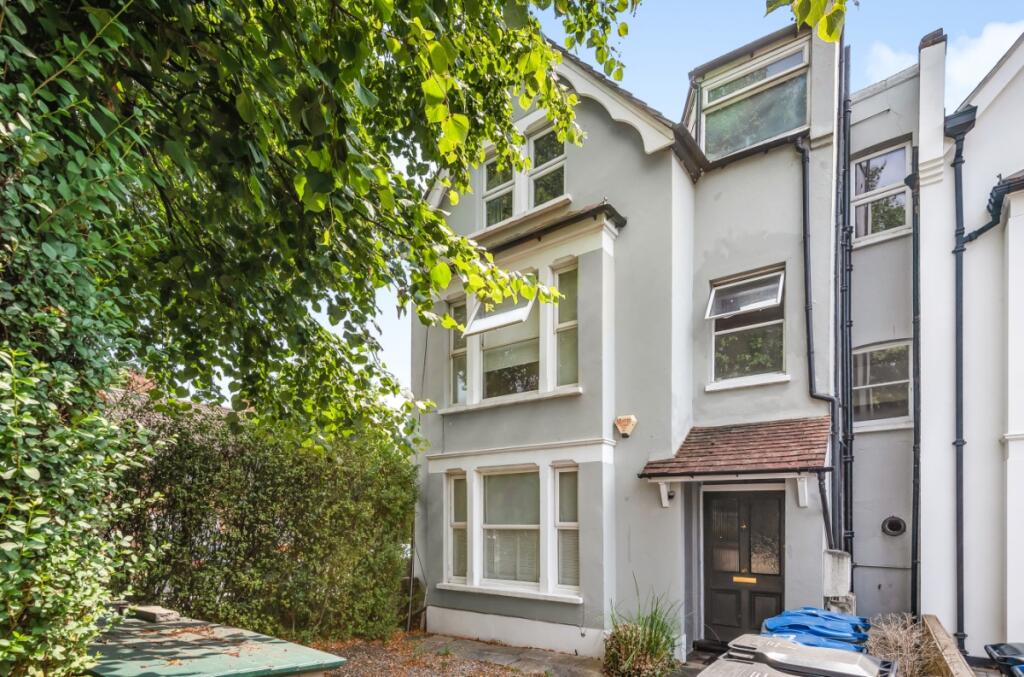 Main image of property: Worple Road, London, SW20
