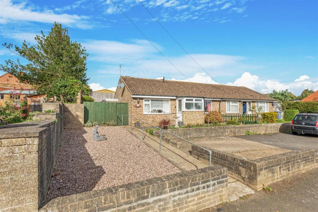 Main image of property: High Street, Broughton, Kettering