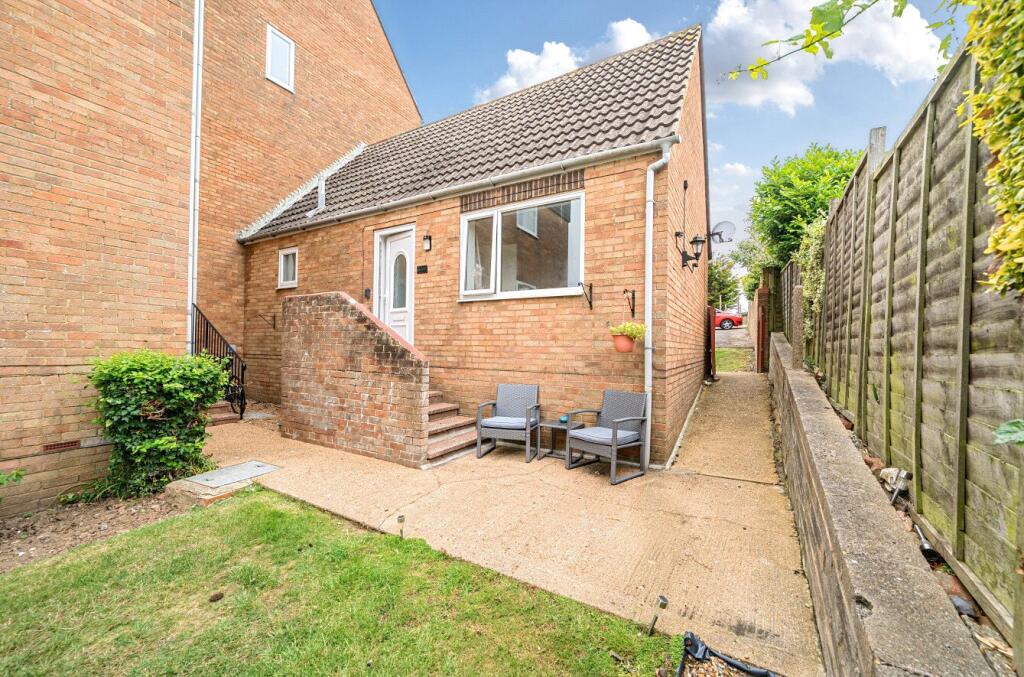 Main image of property: South Lodge, Cokeham Road, Sompting, Lancing, BN15