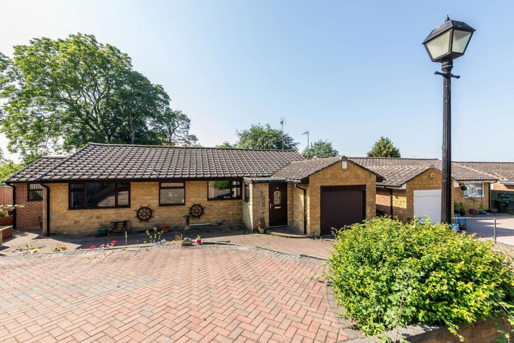 Main image of property: Dorchester Grove, Banbury OX16 0BD