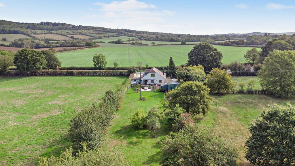 Main image of property: Eckington Road, Bredon, GL20