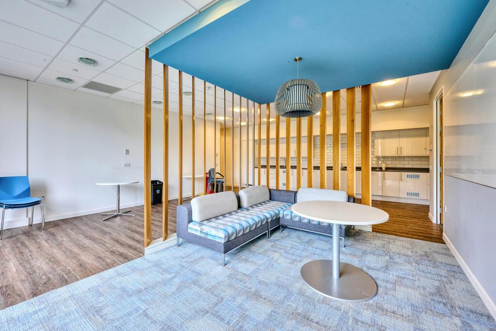 2500 The Crescent Breakout area.jpg