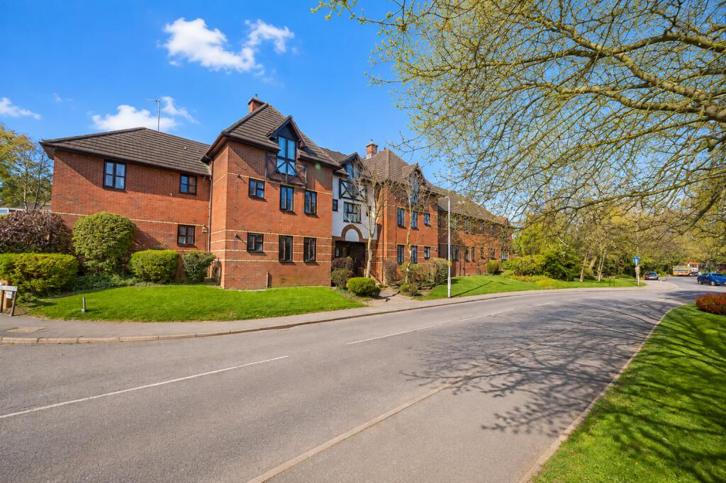 Main image of property: Balfour Court, Station Road, Harpenden, Hertfordshire, AL5