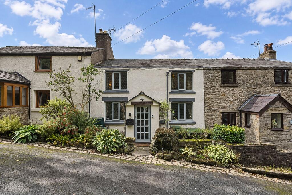Main image of property: Carver Brow, Higher Walton, PR5
