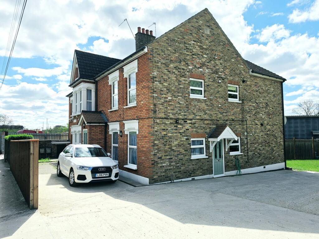 Main image of property: Horsenden Lane North, Greenford, UB6