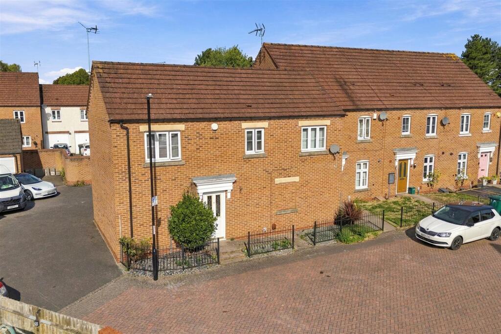 Main image of property: Elizabeth Way, Walsgrave, Coventry