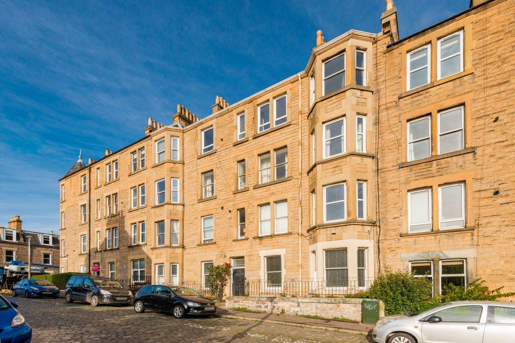 Main image of property: 12/10 Merchiston Grove EH11 1PW
