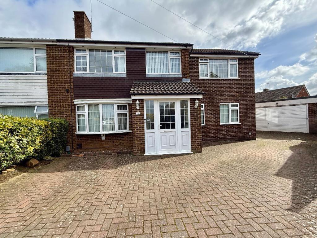 Main image of property: Ranock Close, Luton, LU3