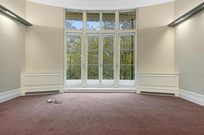 OLNMRK11ConnaughtPlace1stFloor8.JPG