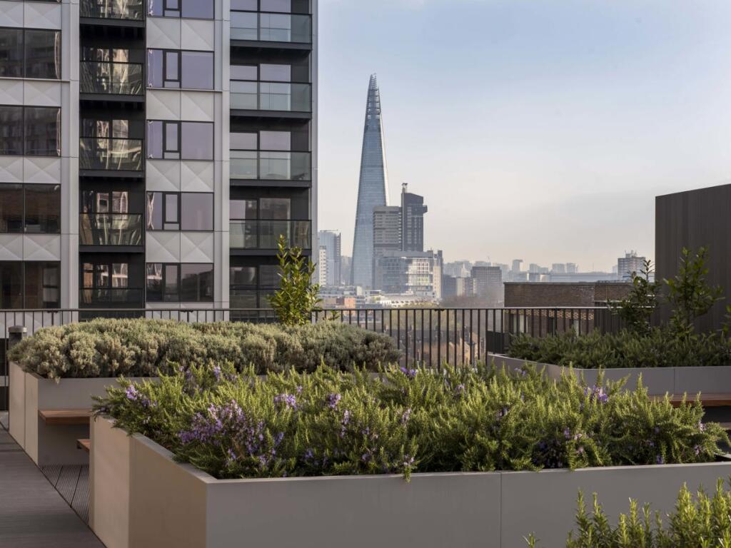 Main image of property: Park Central West, Momento Elephant & Castle