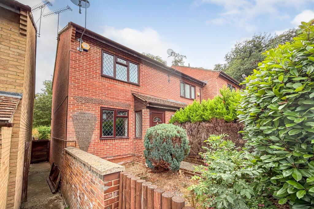 Main image of property: Stour Close, Tilehurst, RG30
