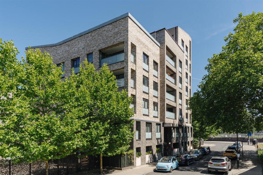 Main image of property: Vicars Road, London