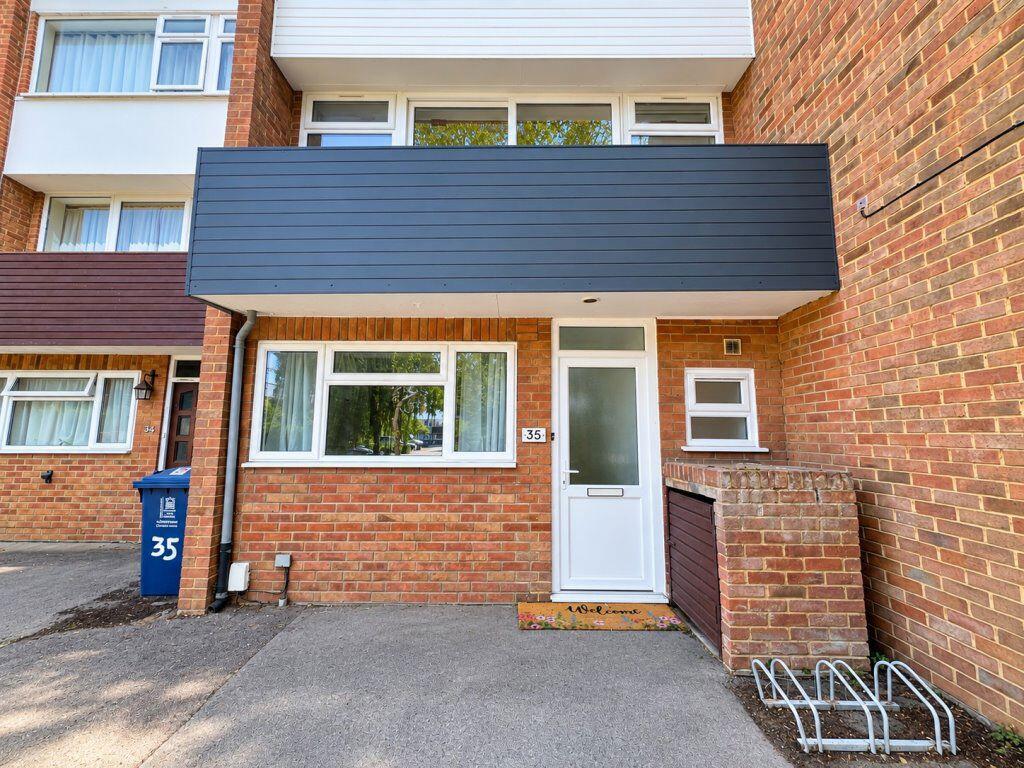 Main image of property: Horwood Close