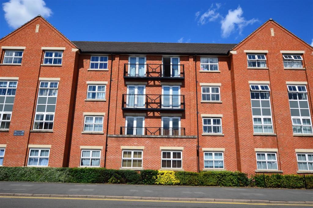 Main image of property: Crown Apartment, Loughborough, LE11 1AG