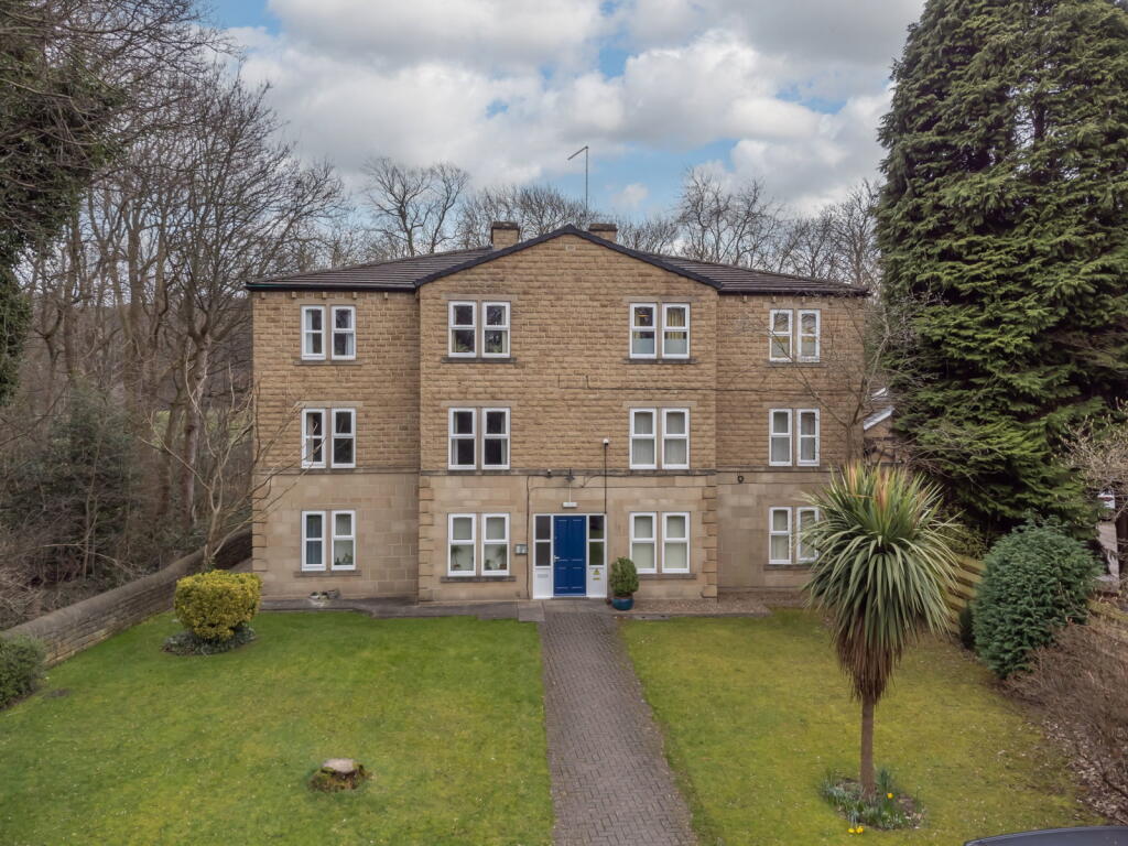 Main image of property: Flat 6, Off Kings Mill Lane, Aspley, Huddersfield, West Yorkshire, HD1 3AW