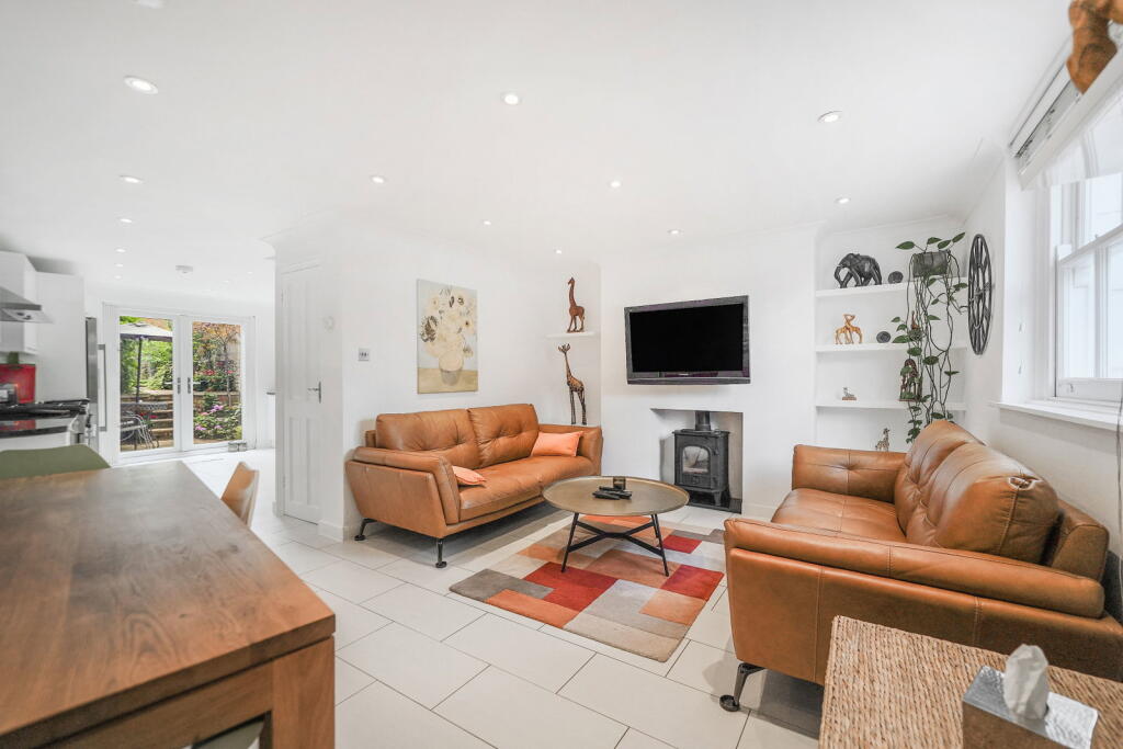 Main image of property: Downham Road, London, N1