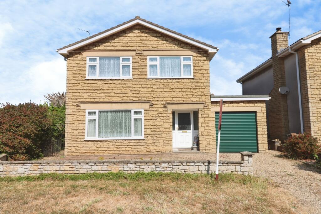Main image of property: Windsor Place, Mangotsfield, Bristol, BS16