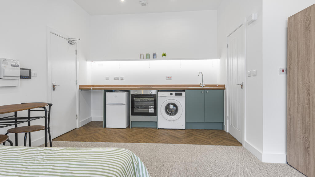 Main image of property: Park Road Moseley B13 8AB
