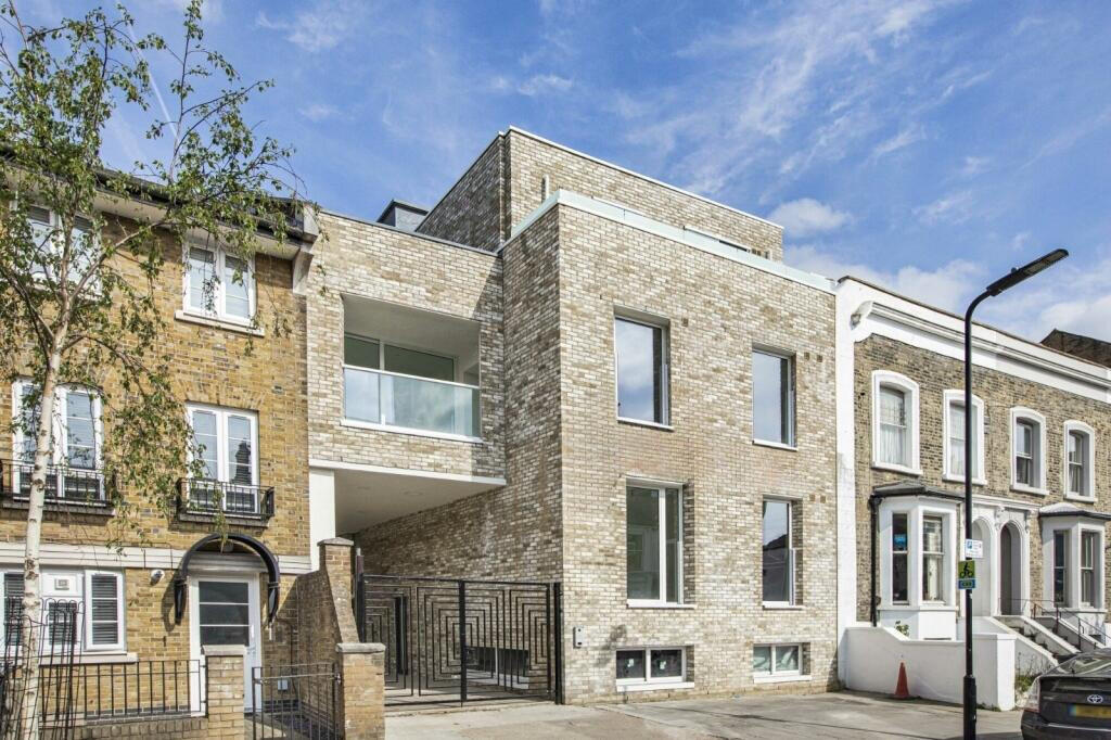 Main image of property: Powell Road, London, E5