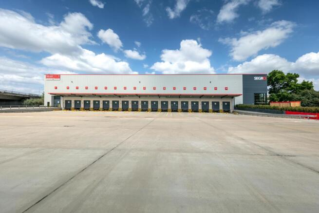 2025  SEGRO Centre Dagenham  228893.jpg