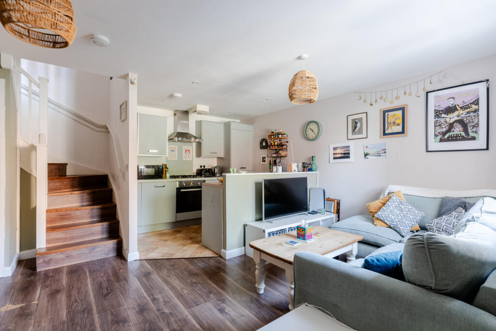 Main image of property: Azov Close, Horfield, BS7 0FL