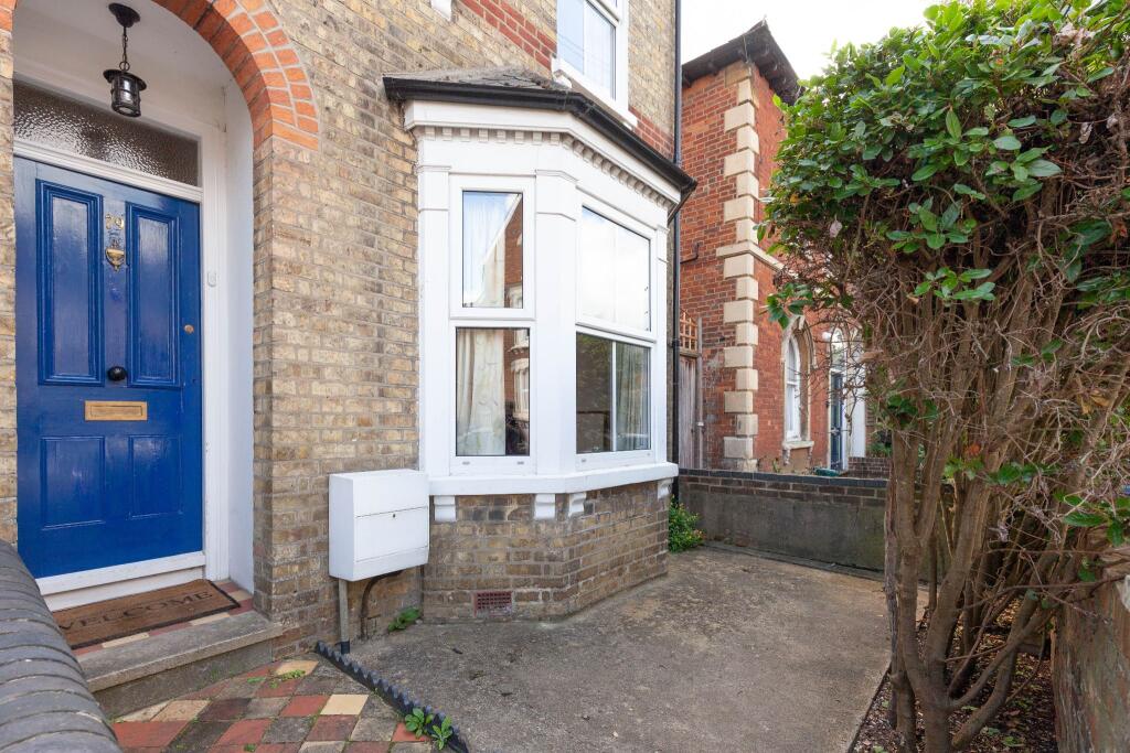 Main image of property: Bullingdon Road, Oxford, OX4