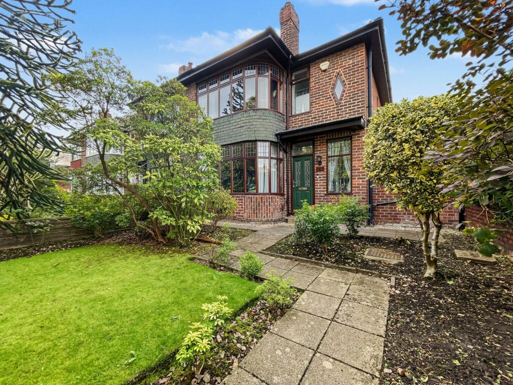 Main image of property: Bury New Road, Whitefield, M45