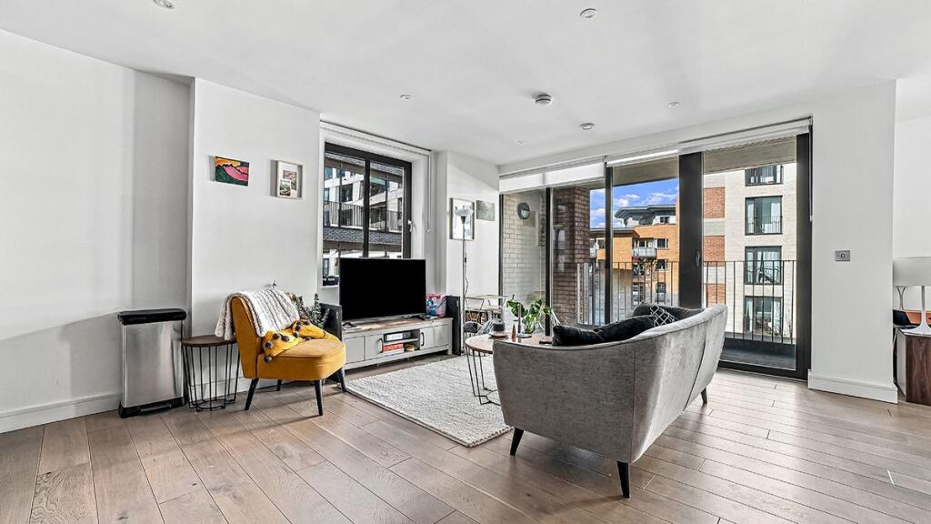 Main image of property: Gorsuch Place,London,E2 8HU