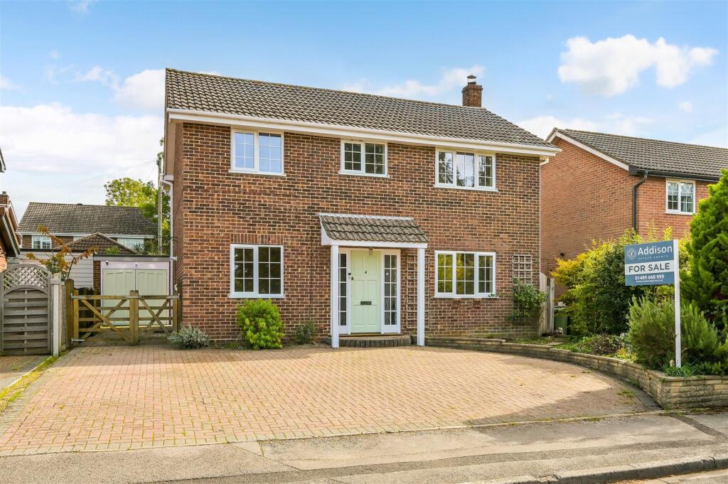 Main image of property: Lodge Road, Locks Heath