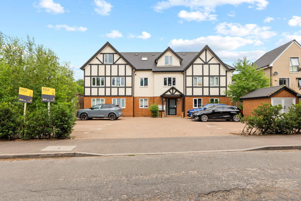 Main image of property: Kingswood Lane , Warlingham , CR6 9FG