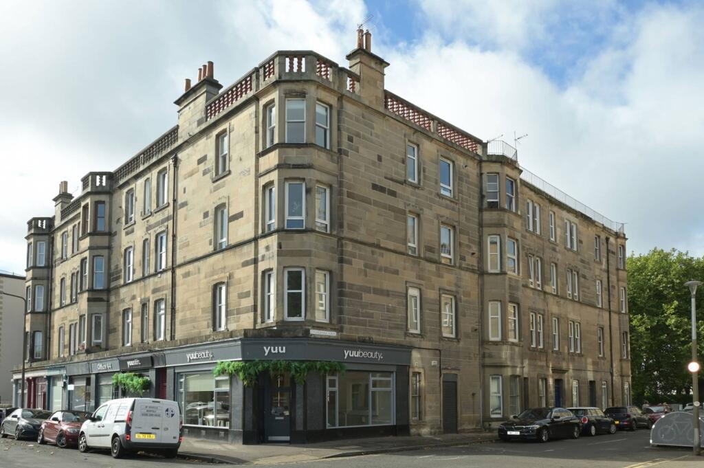 Main image of property: 3/9 Craighall Crescent, Trinity, Edinburgh, EH6 4RX